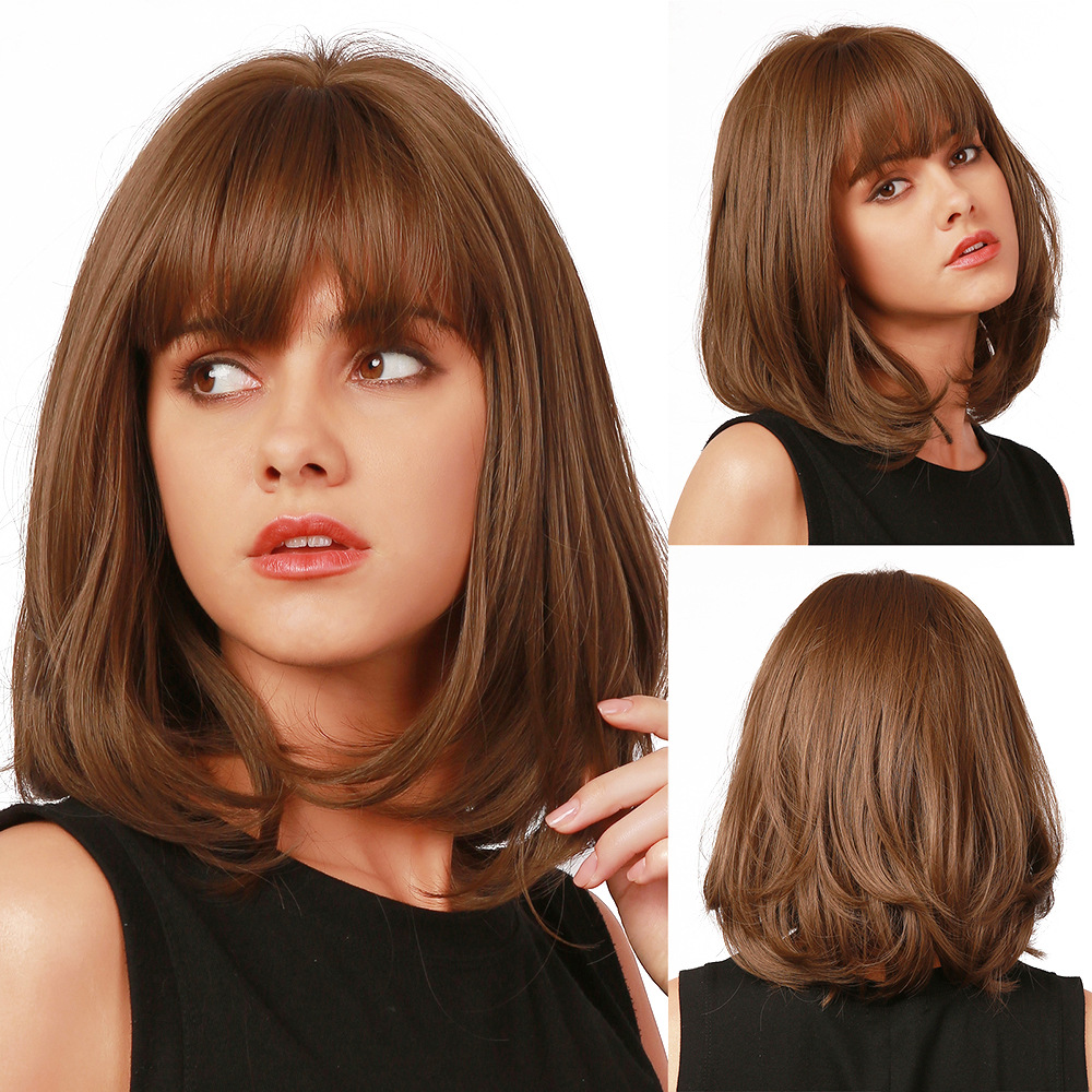 Light Brown Bob Wig Shoulder Length Loose Wavy Wig with fringe Heat Resistant Synthetic Wig for Cosplay Fancy Dress Daily Wear