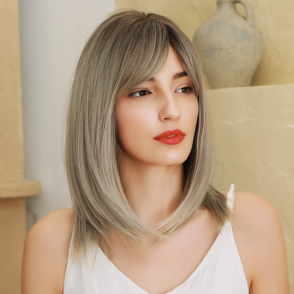 AsasHair Natural Straight Shoulder Length Synthetic Wig Ombre Grey Heat Resistant Hair Wigs with Bangs for Women Fashion Cosplay Fancy Dress Party Wig or Daily Wear
